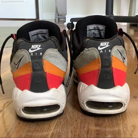 Nike Air Max 95 - Picture 8 of 9